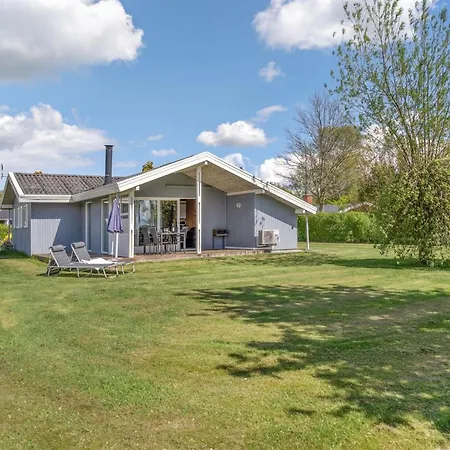 Denahi - 400m To The Fjord By Interhome Egernsund