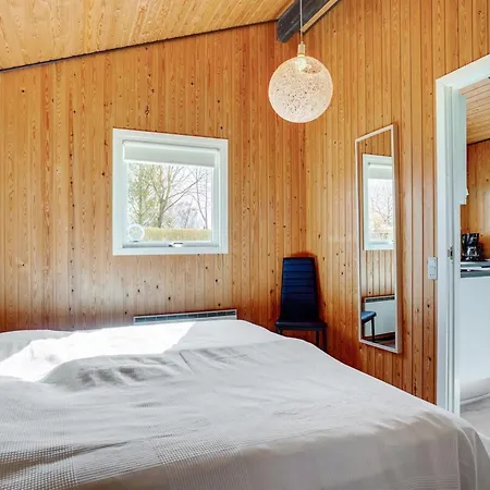 Denahi - 400m To The Fjord By Interhome