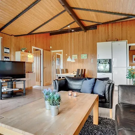 Denahi - 400m To The Fjord By Interhome 펜션 *